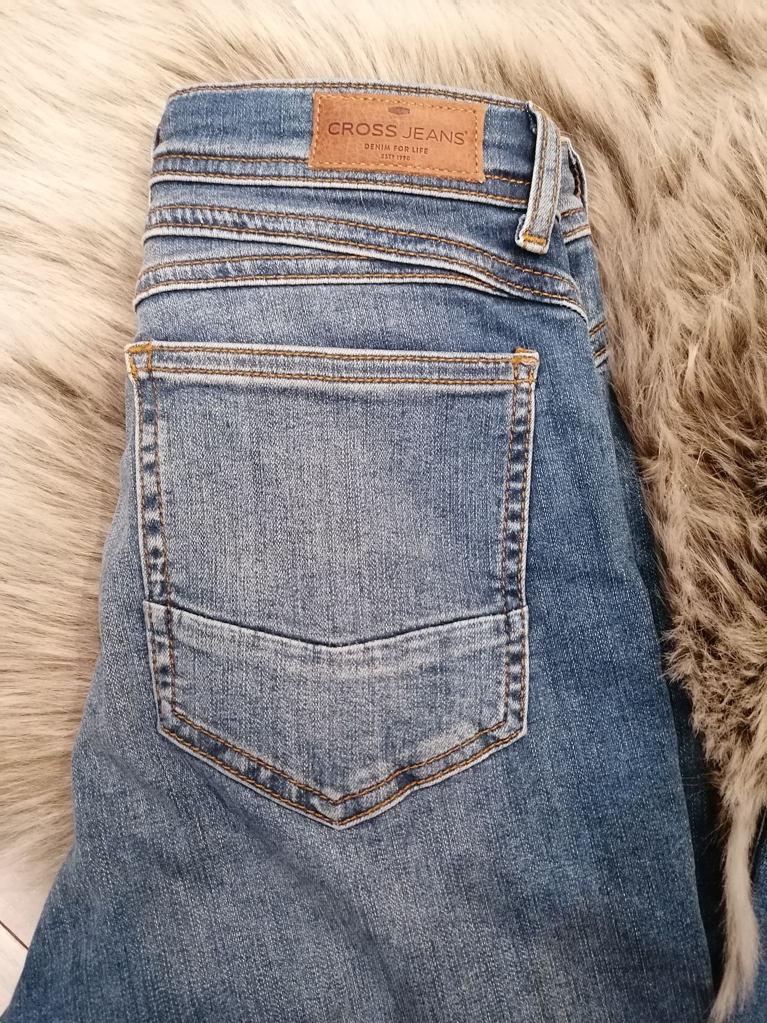 Spodnie jeansowe Judy Cross Jeans W25 L32