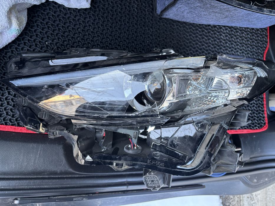 Ліва фара Mazda 3 bp 2022 BCJH-51040