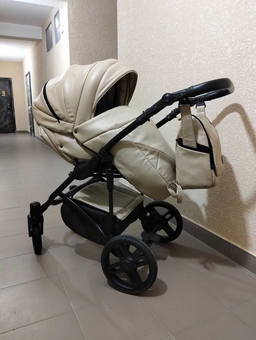 Коляска дитяча Berta Baby Pram 2 в 1