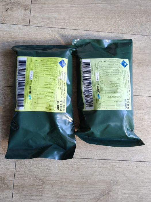 Wojskowe racje żywnościowe S R 4 i 6 s-r-4 gulasz i bigos