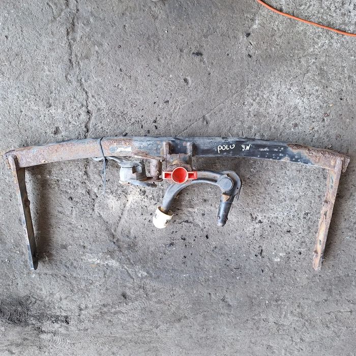 HAK HOLOWNICZY VW POLO 9N