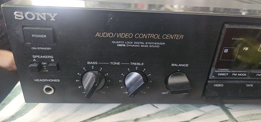 Amplituner  Sony STR-AV320R