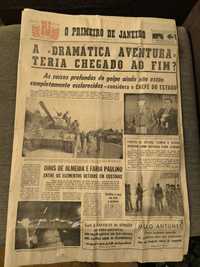 Vendo jornal antigo