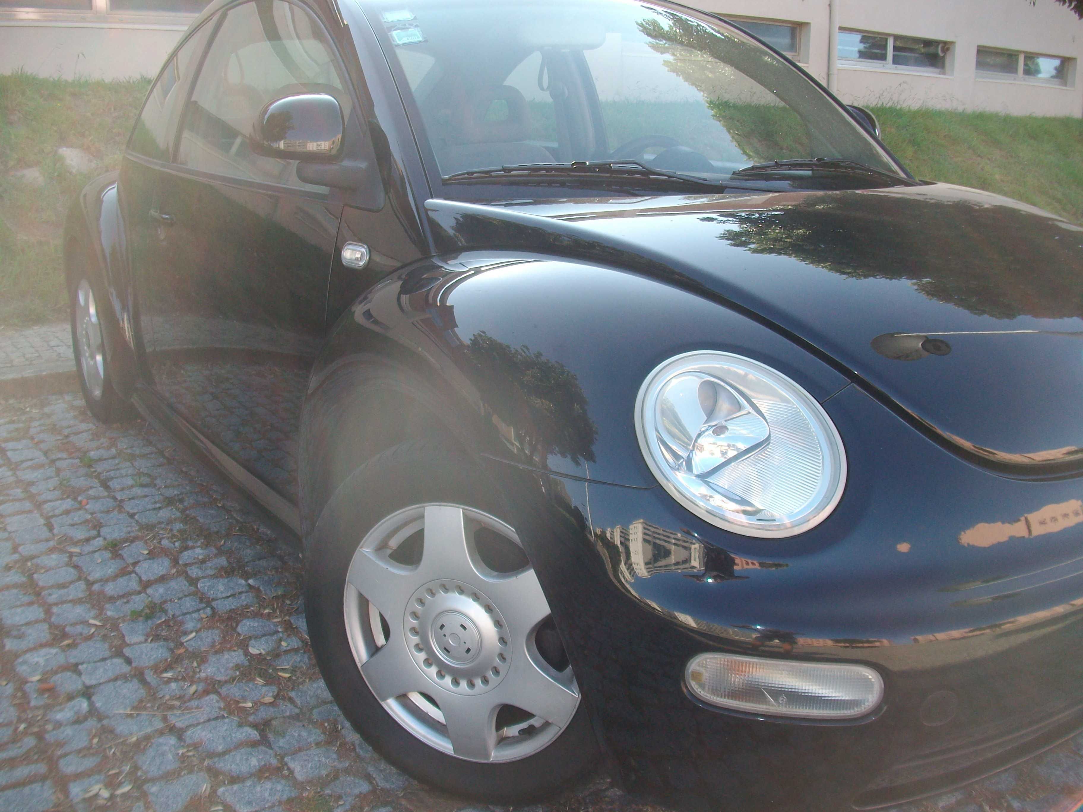 VW New Beetle 2.0 de 2001 Impecável