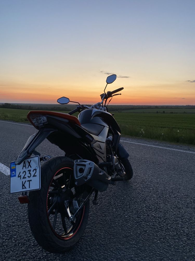 Продам Spark sp28-r