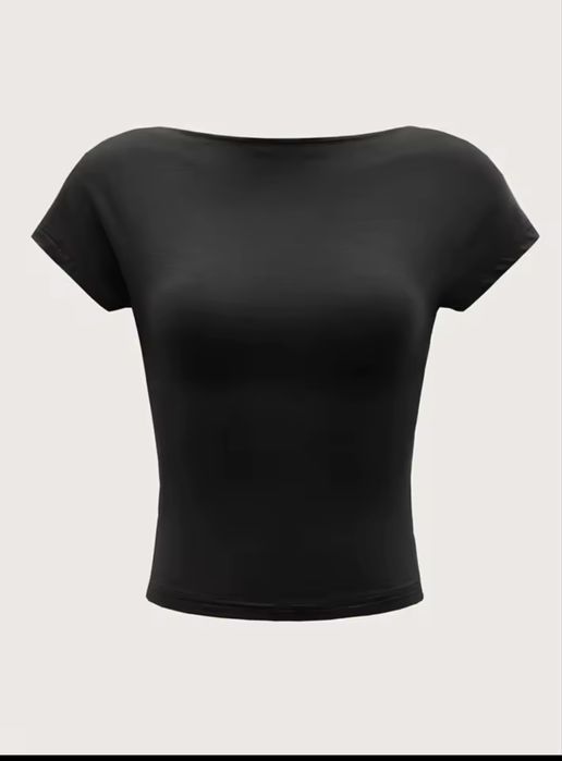 Топ с окрытой спиной черный