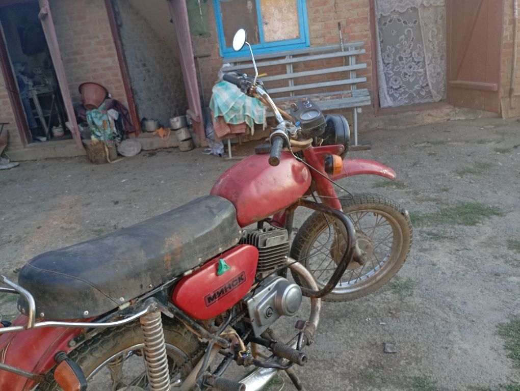 Продам мотоцикл Мінськ нового образца