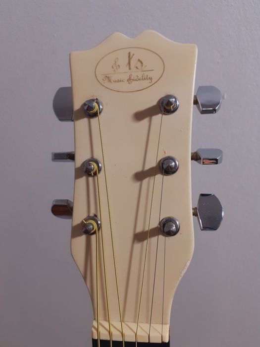 Gitara elektroakustyczna biała ŁS