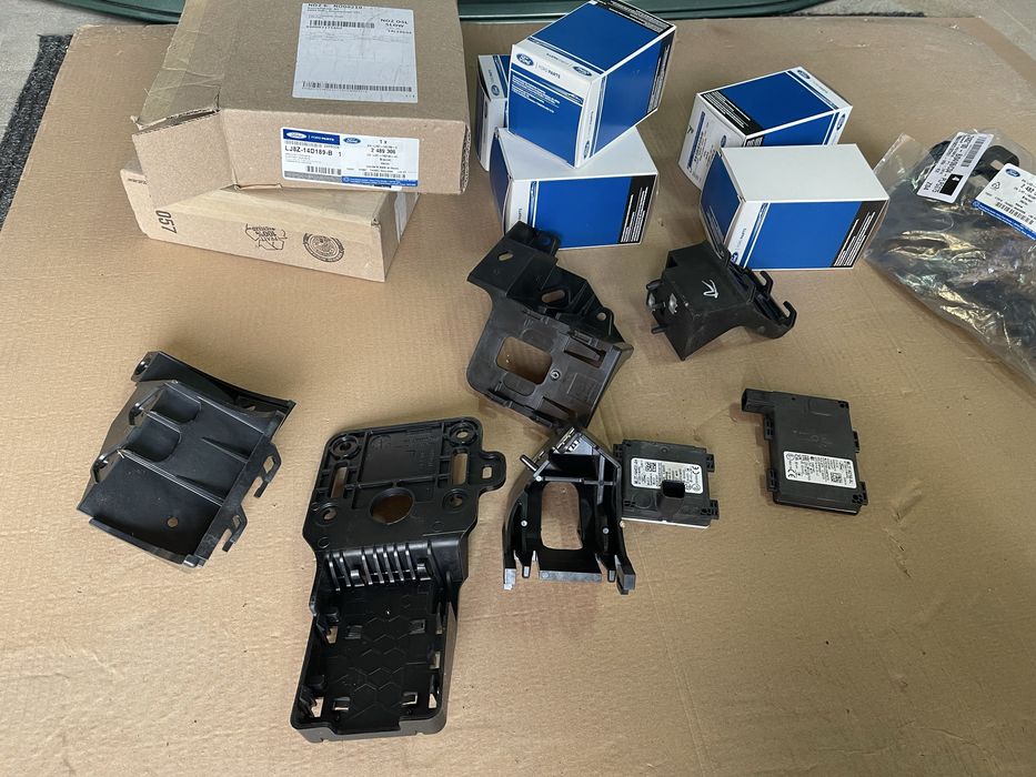 Ford Mustang Mach E  кріплення радару