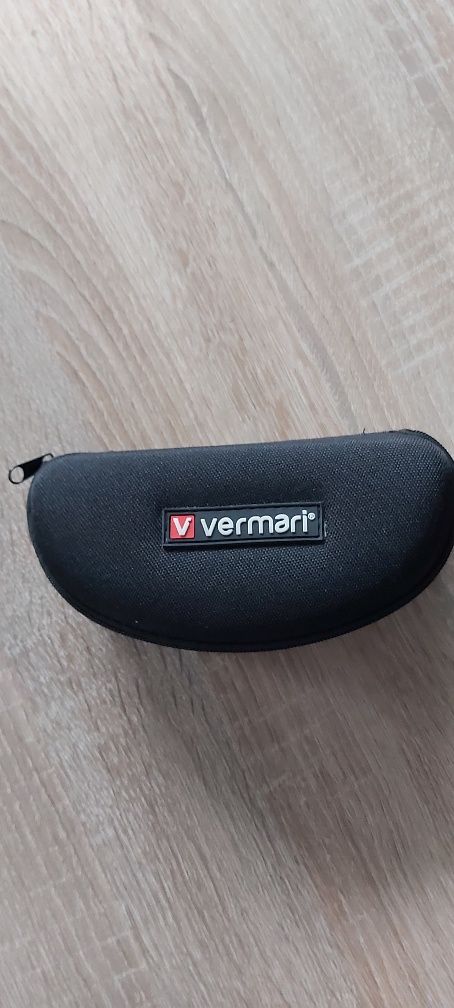 Okulary przeciwsłoneczne firmy Vermari z funkcją antyfog i korekcyjną
