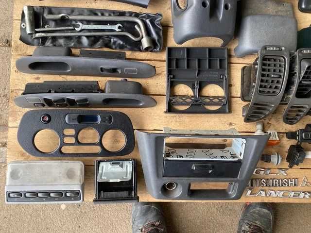 Peças Mitsubishi Lancer MK6/Vl, farolins, quadrante|USADO