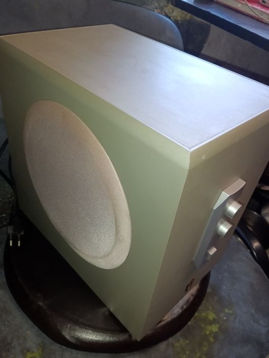 Колонки Sven HT-415.

OLX Ukraine
ht