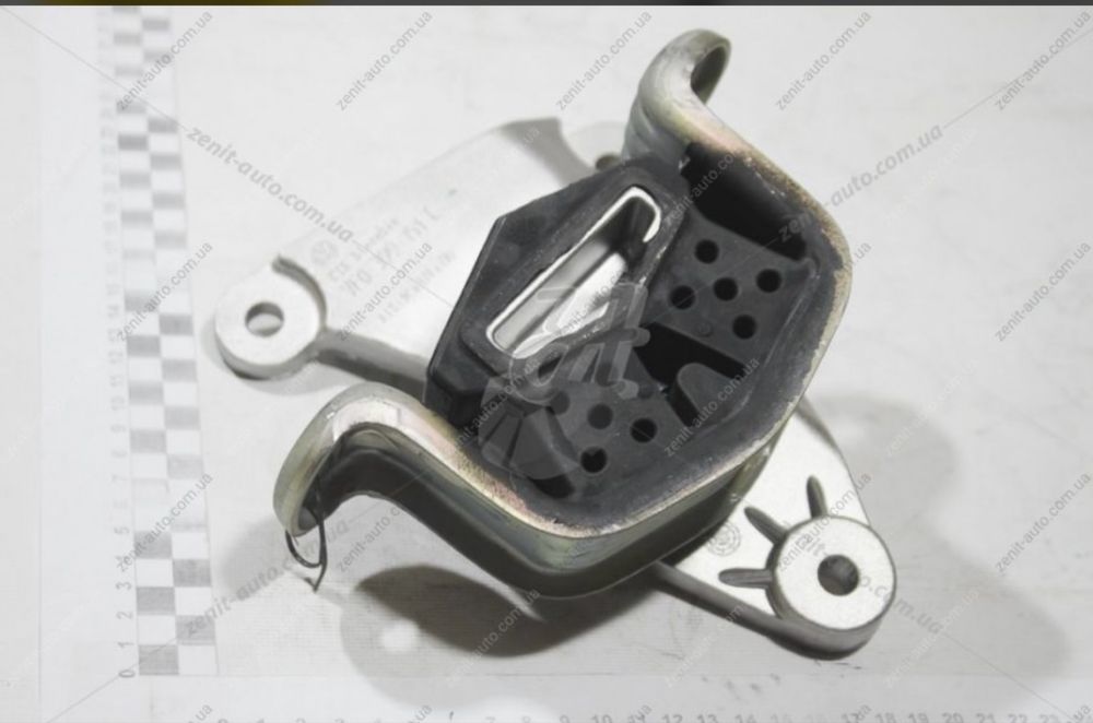 Подушка КПП ліва (6-ступ. МКПП) VW Transporter T5-T6 2.0-2.5 TDI
