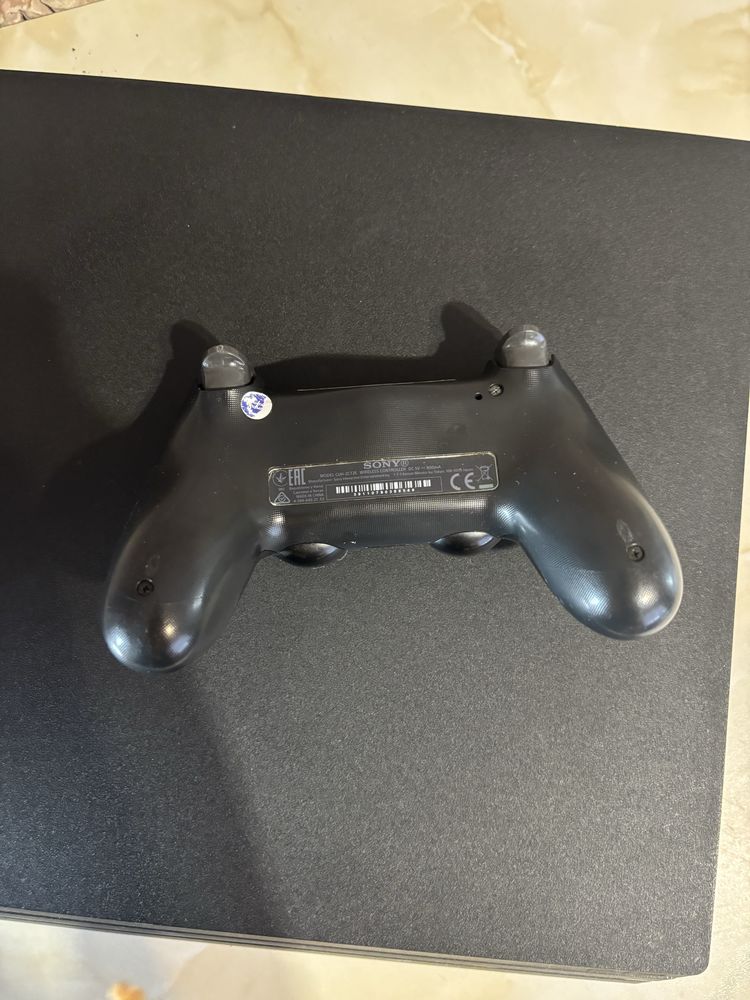 Ps4 pro ігрова приставка