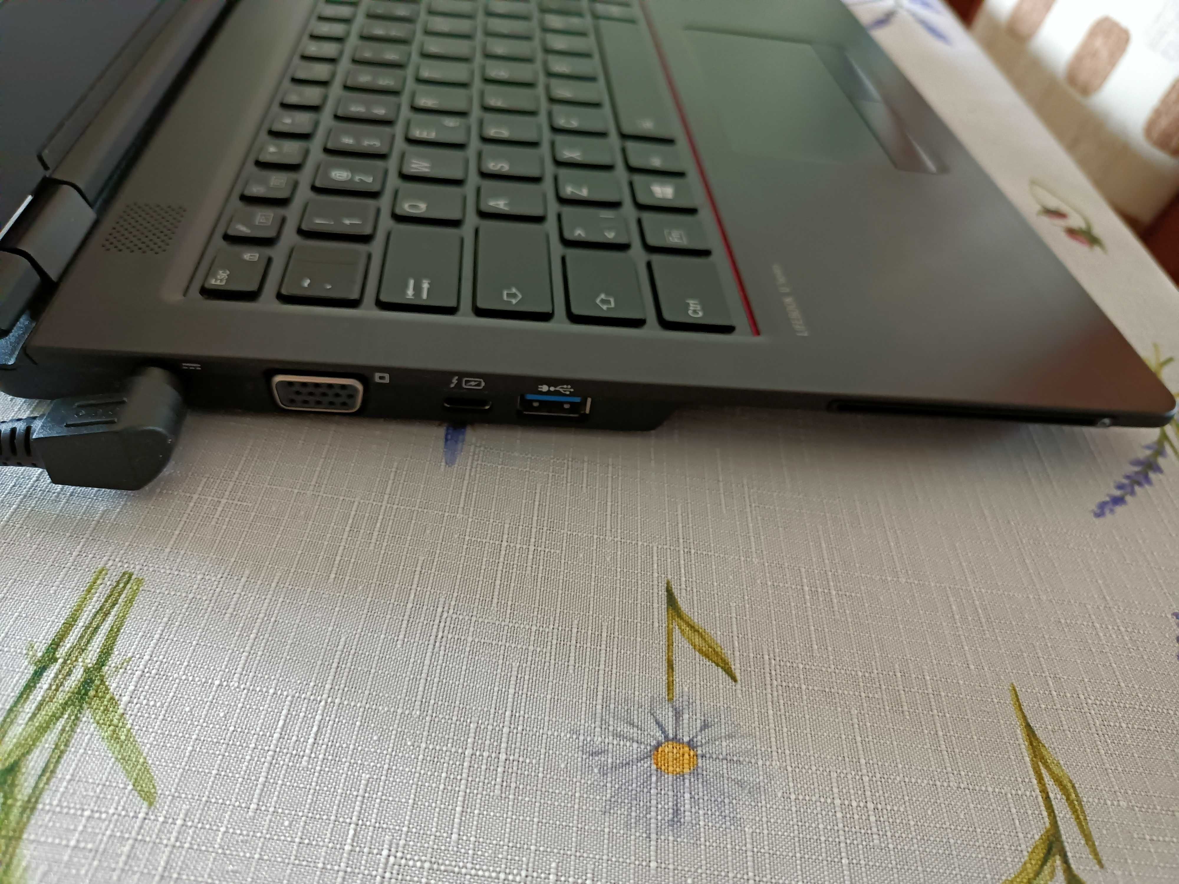 Laptop Fujitsu u749 14 cali