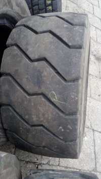 Opona 355/65R15 355/65/15 Michelin XZM