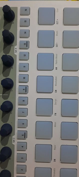 Arturia Beatstep Pro