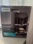 Автоматическая кофемашина Siemens EQ.300