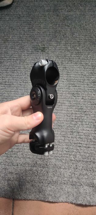 Mostek kierownicy regulowany