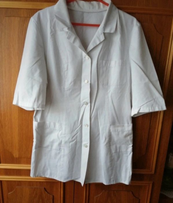 Mundurki pielęgniarskie 40 L