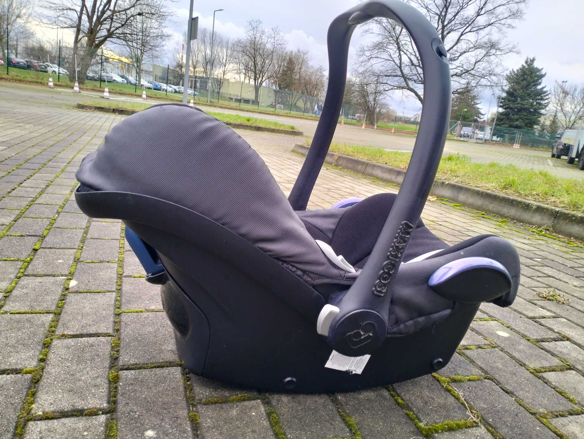 Fotelik maxi Cosi cabrio Fix 0-13 kg