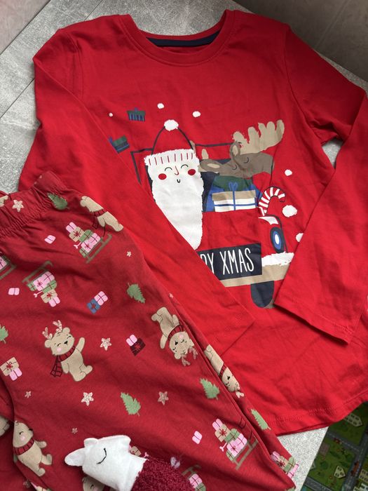 Новорічна піжамка 7-8 років pepco