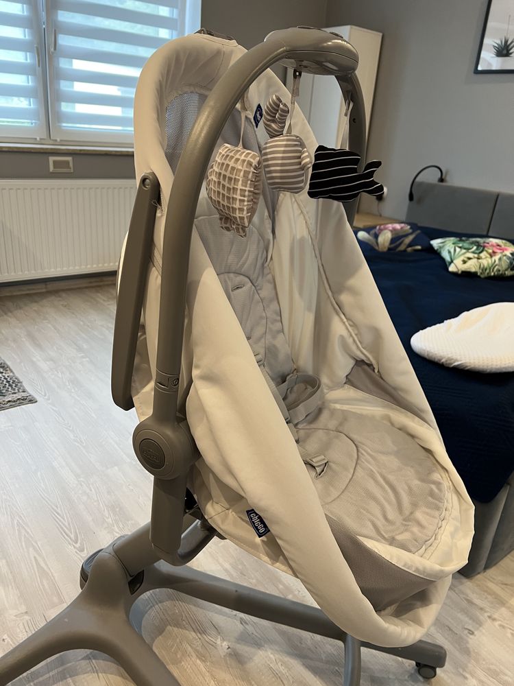 Łóżeczko na kółkach Chicco Baby Hug 4w1