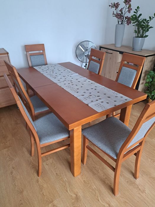 Stół rozkladany do jadalni i 6 krzeseł