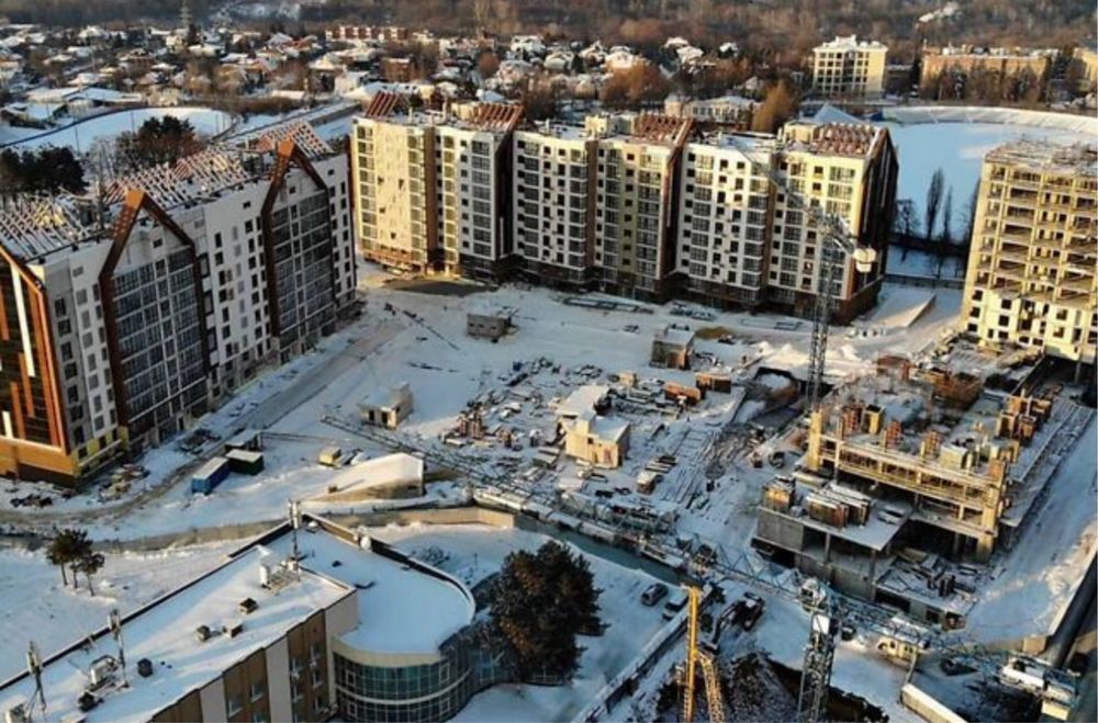 Продам паркоместо в новом ЖК Люксембург 13.2м2 VB