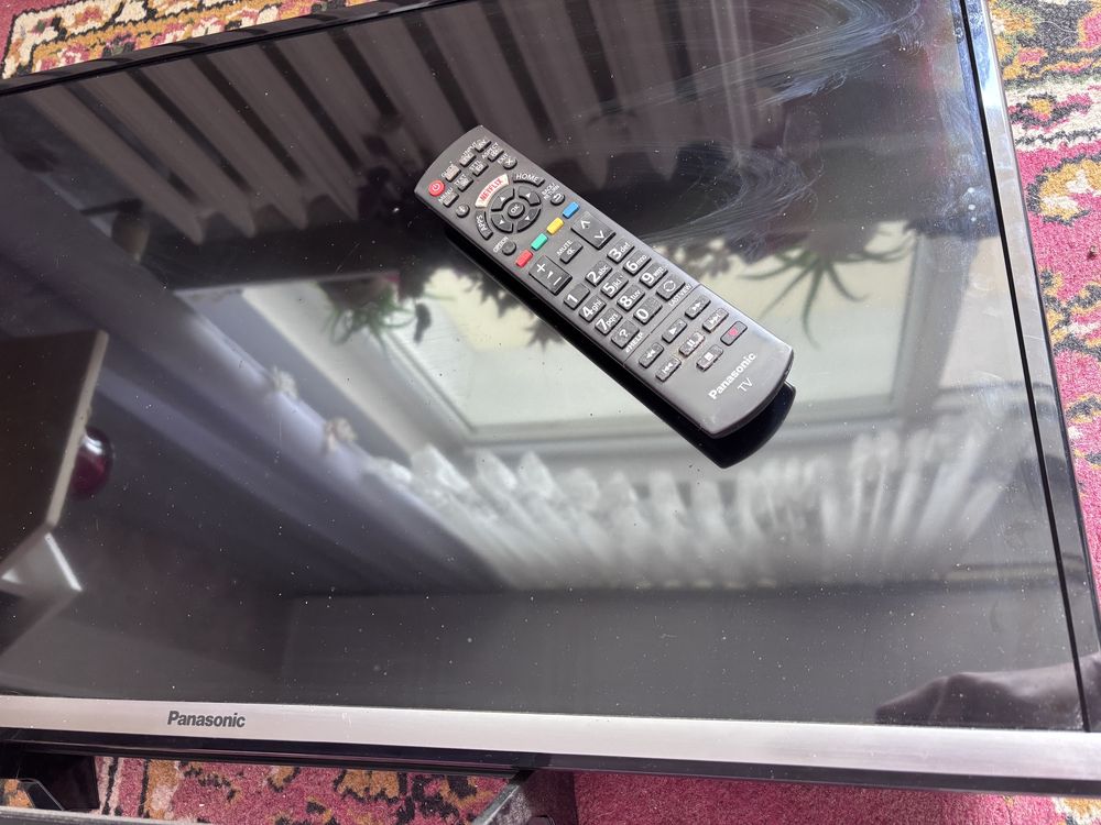 Telewizor Panasonic TX-32CS510E 32 cale