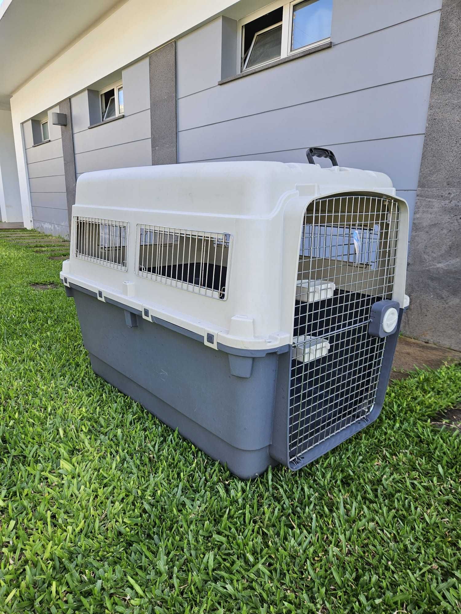 Caixa transportadora de cão grande porte