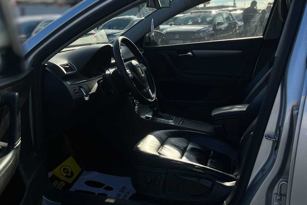 Volkswagen Passat 2011