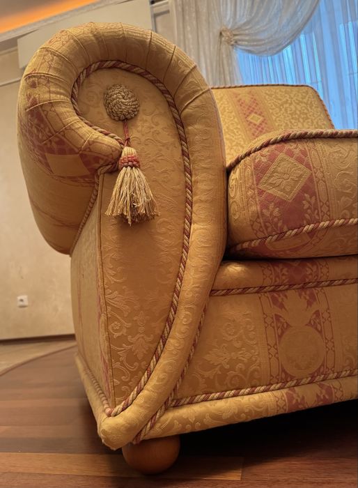 Продам комплект мʼяких меблів