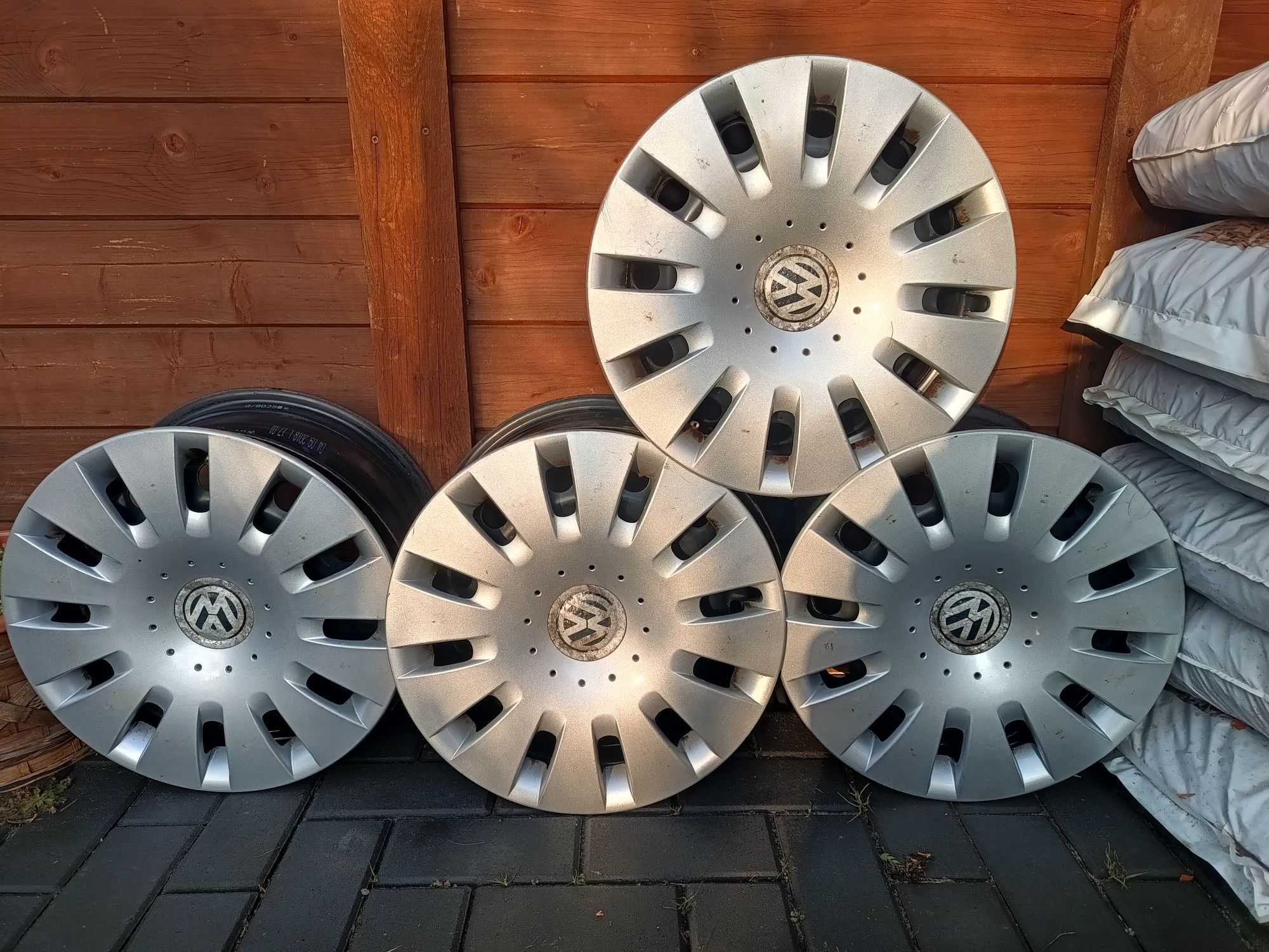 Felgi stalowe VW/Skoda 15" + Oryginalne Kołpaki