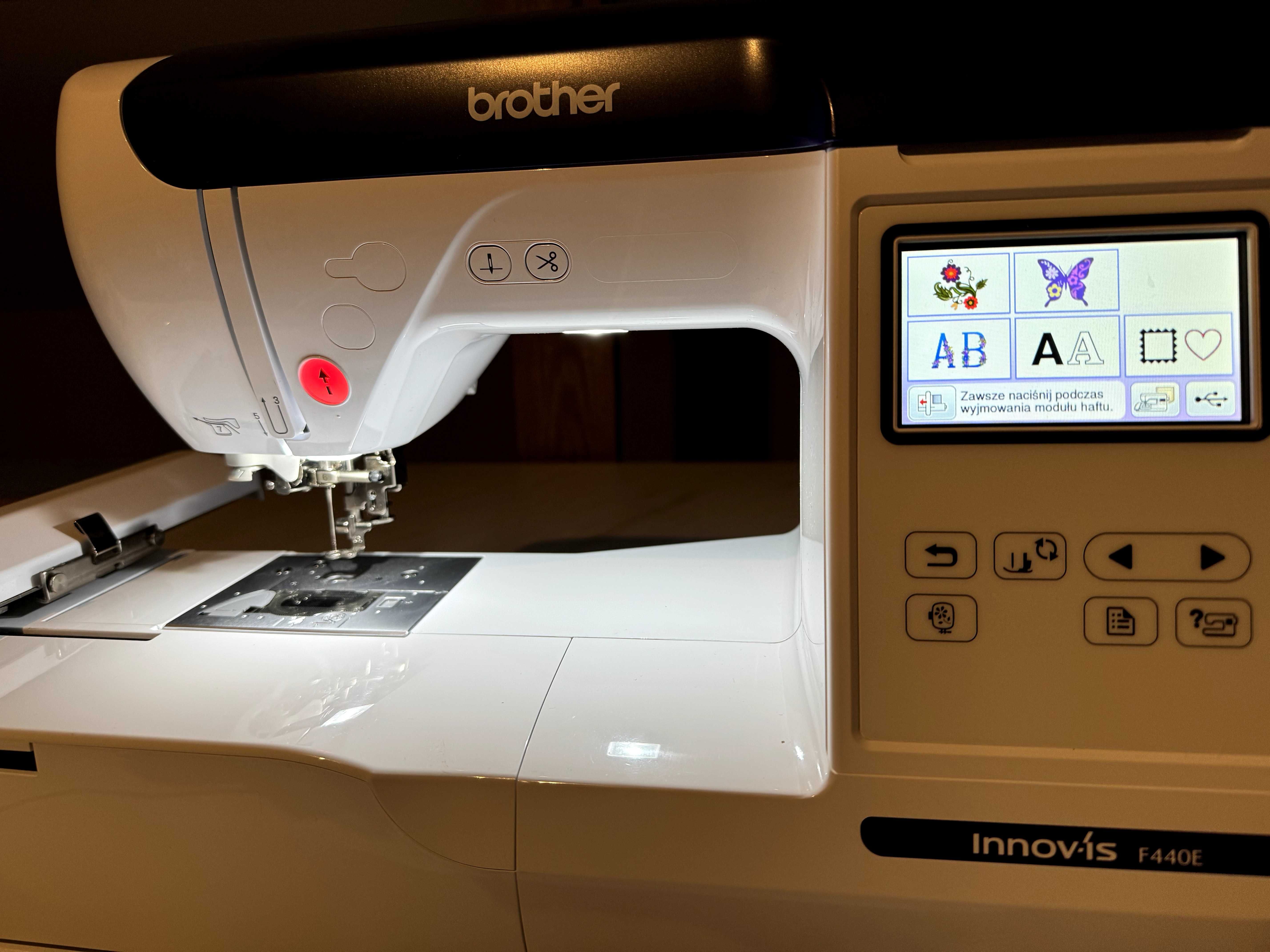 Hafciarka brother innov-is F440E + nici, zestaw