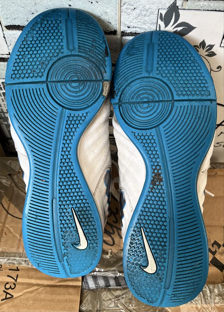 Футзалки Nike Tiempo
