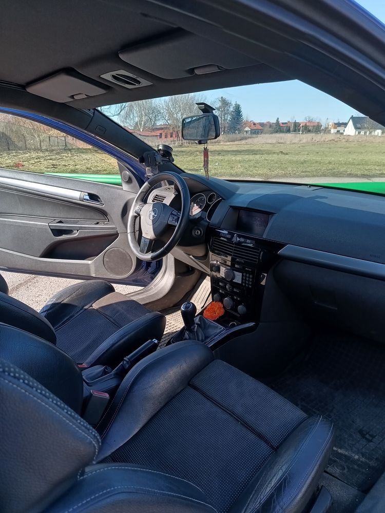 Opel Astra h gtc opc 2007