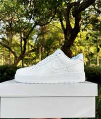 Nike Air Force 1 Low '07 White EU 37.5