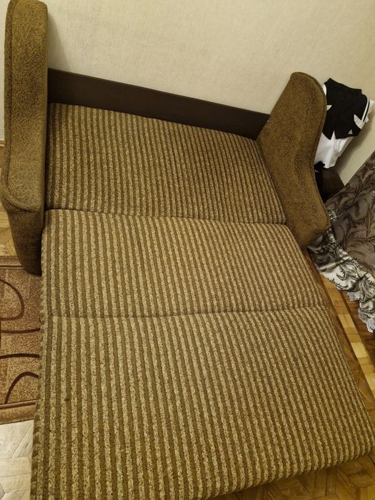 Продам  диван б/у