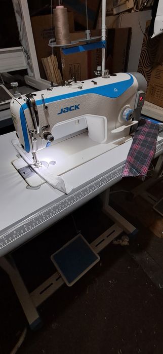 Прямострочка  оверлок  распошивалка