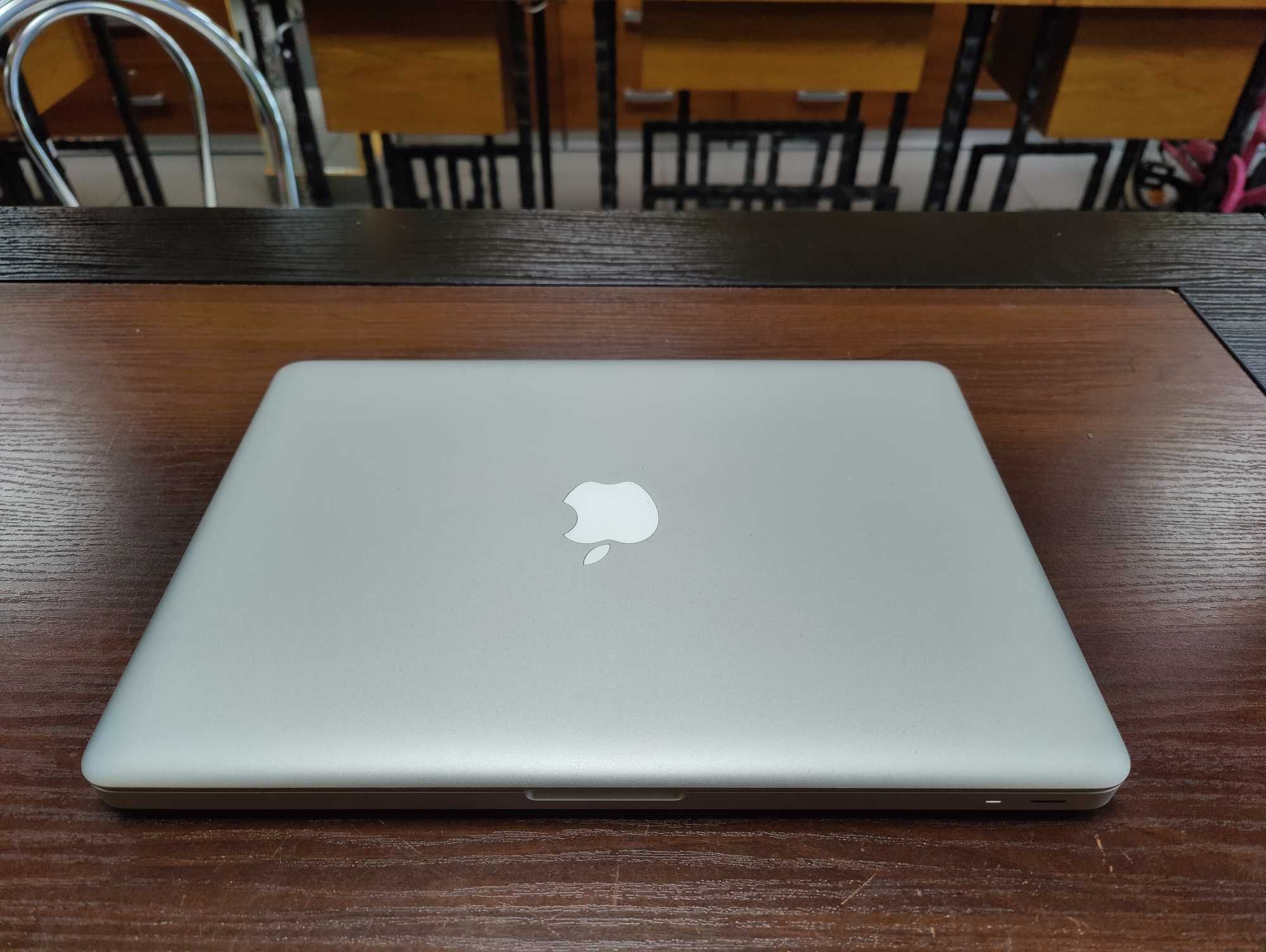 Apple Macbook Pro i5 8GB 250GB SSD