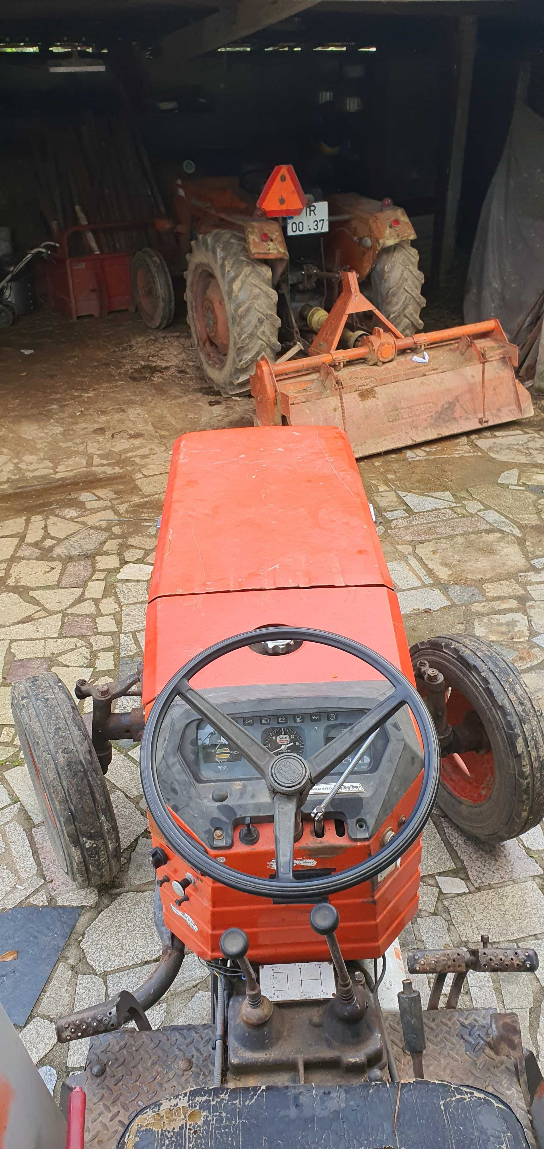 Trator Carraro 520 motor Perkins