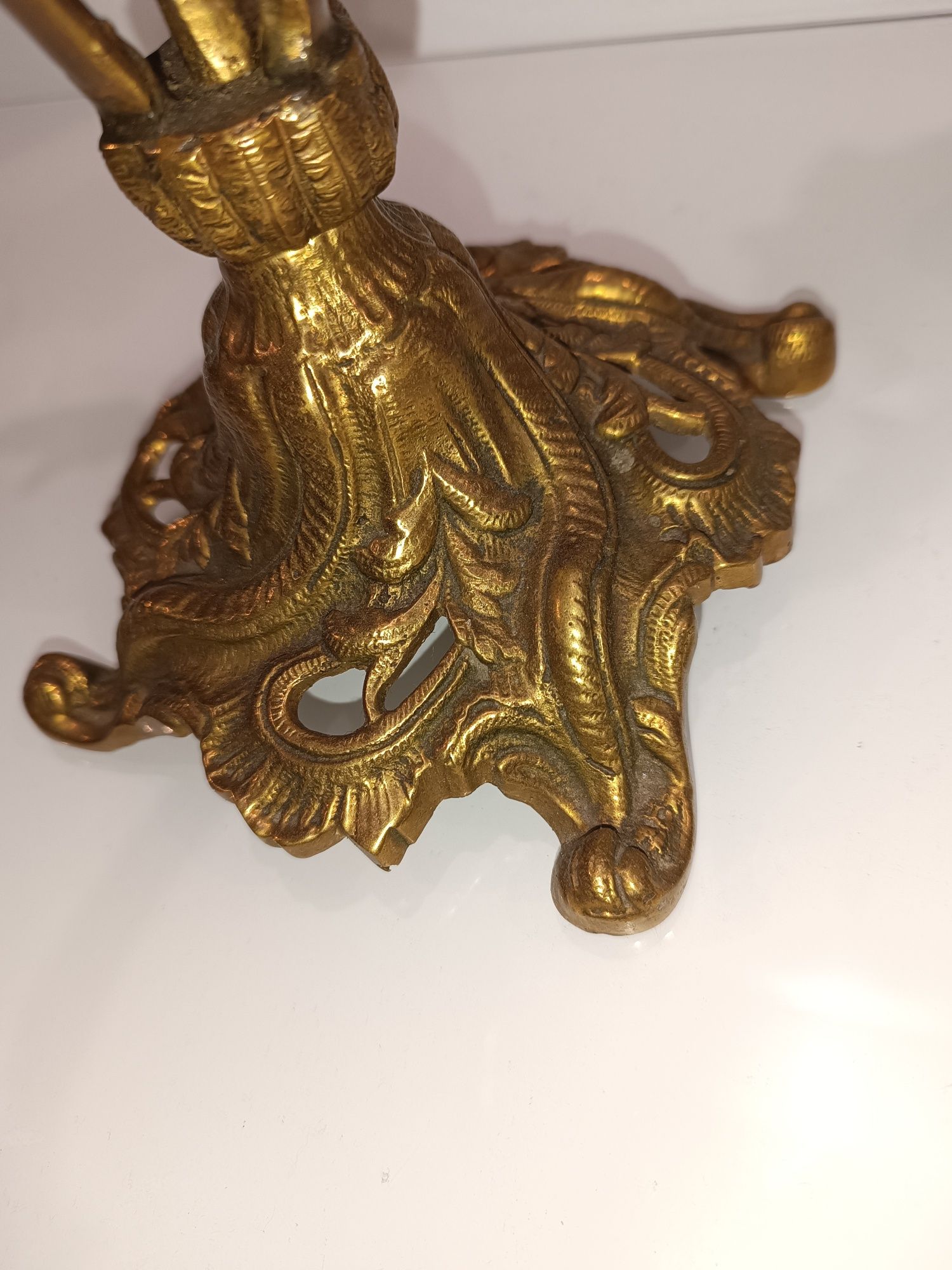 Candelabro de Mesa Antigo