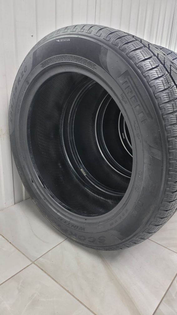 255 55 20 Pirelli Scorpion Winter