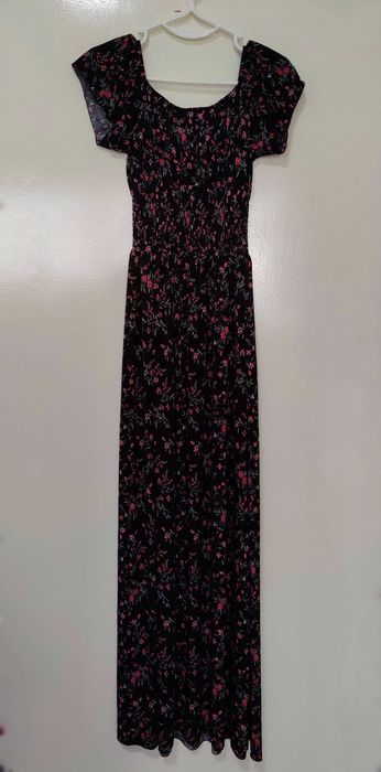 Vestido preto longo preto padrão floral - E&D, M/L