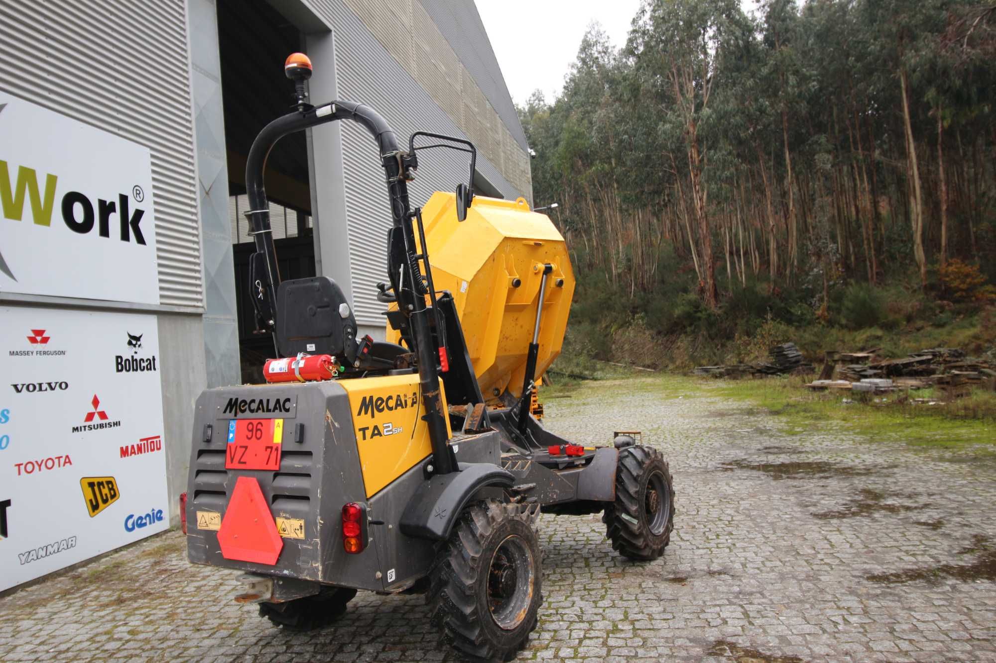 Dumper articulado hidrostático báscula giratória  TA2SH todo terreno