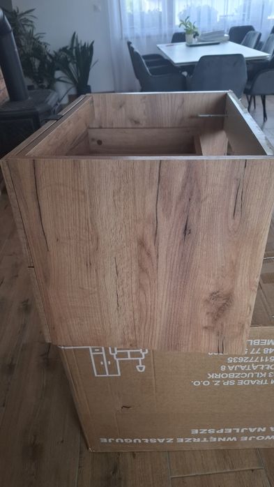 Szafka pod umywalkę