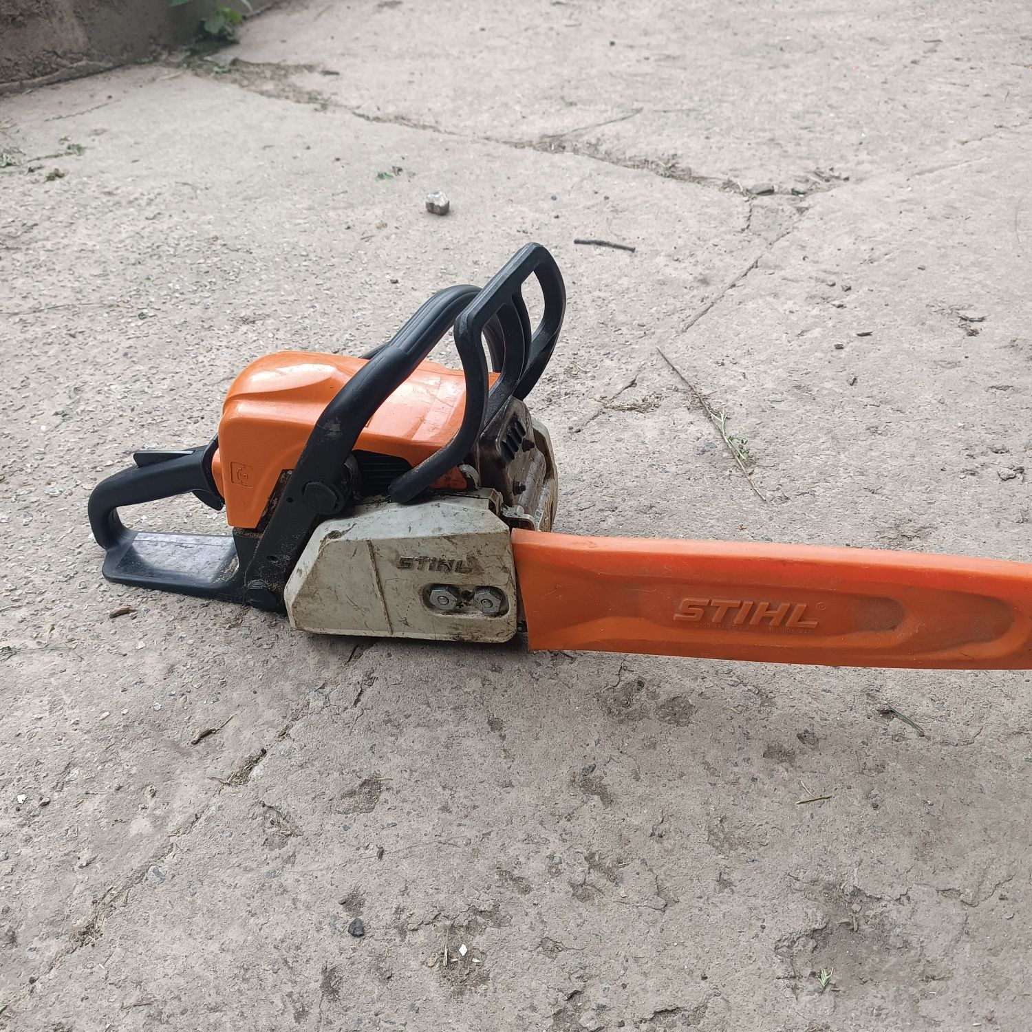 Продам STIHL MS 180