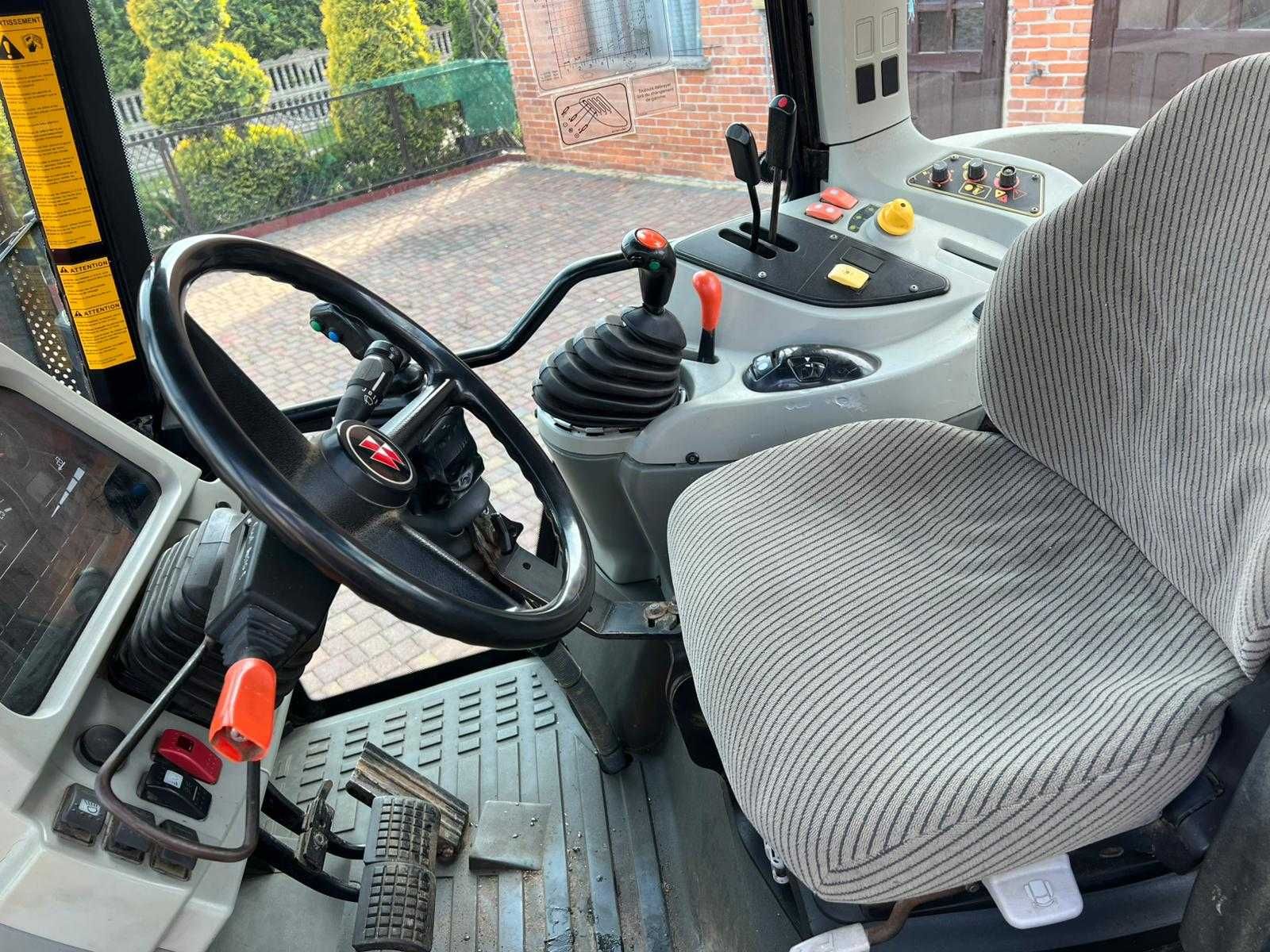 Ciągnik rolniczy Massey Ferguson 5435 ładowacz czołowy MAILLEUX