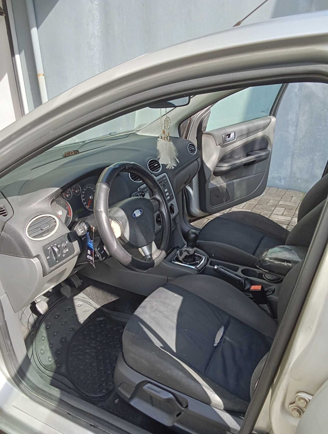 Ford focus 2005 bom estado
